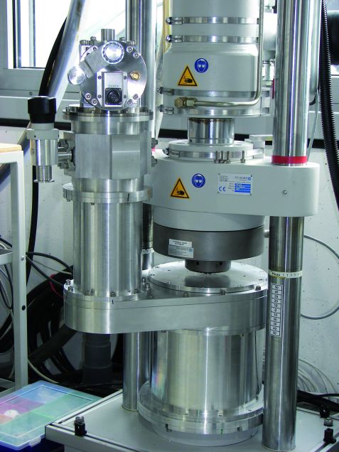 HP 400 kN press