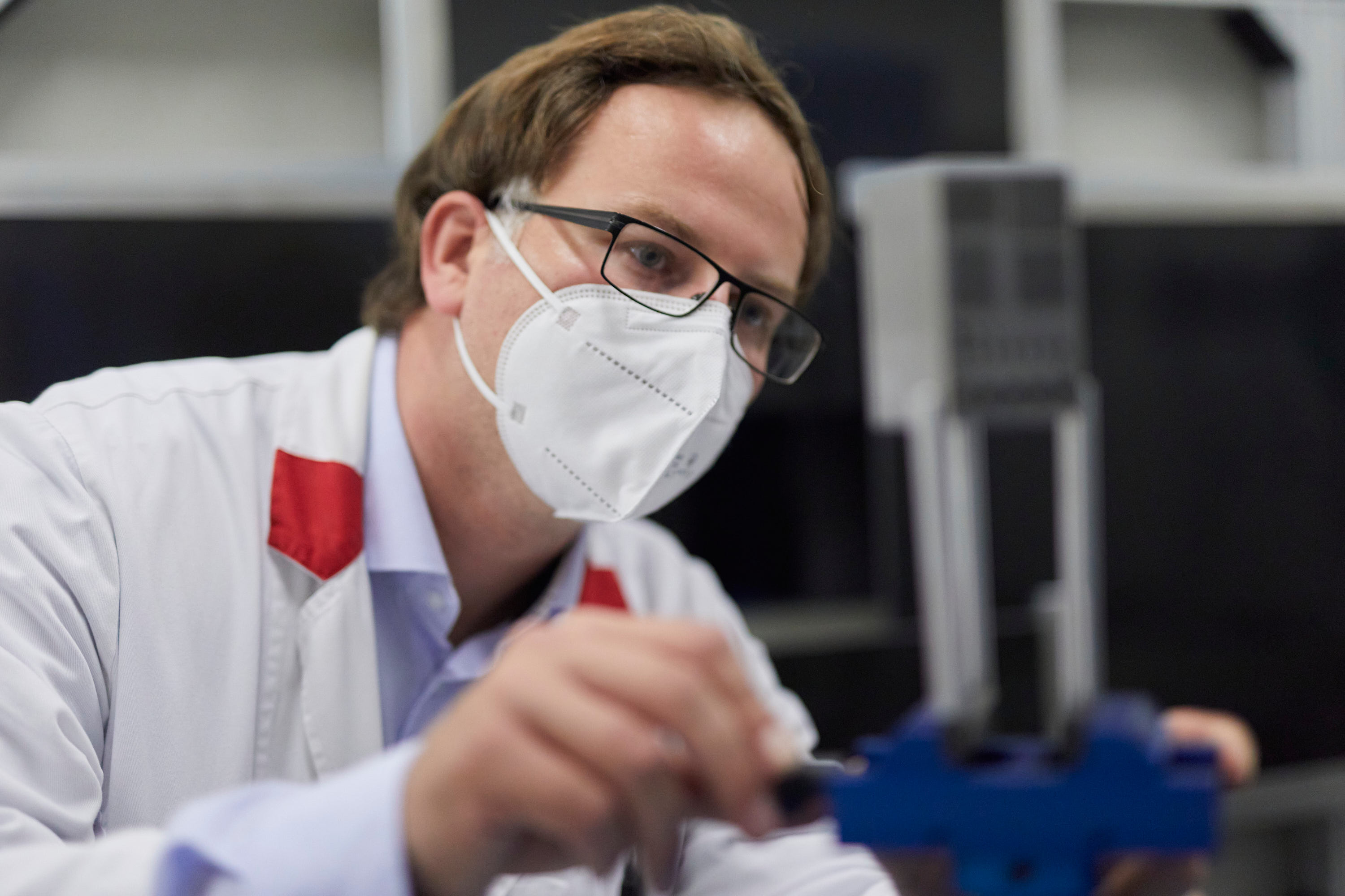 Revolution in imaging with neutrons