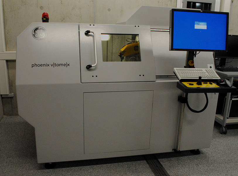 New instrument for x-ray tomography
