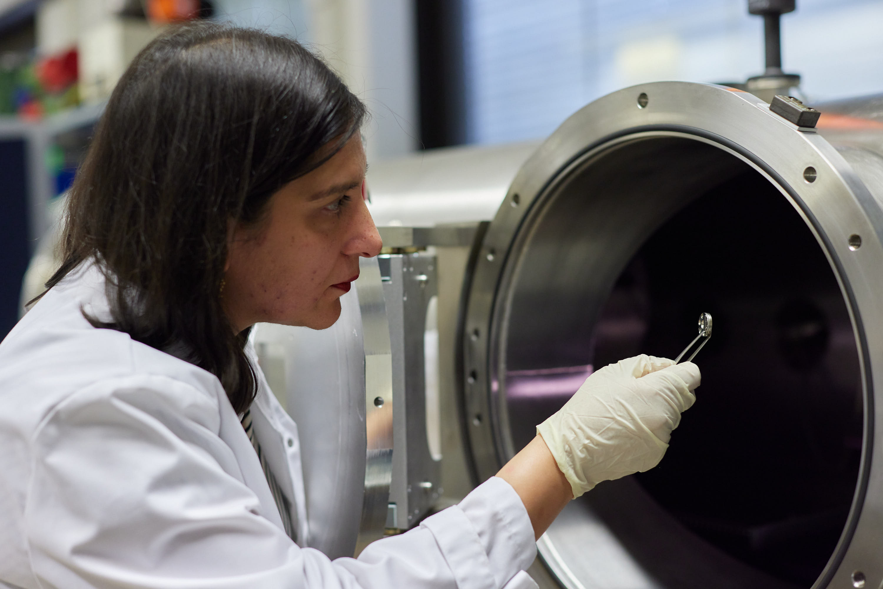 A protective layer for batteries