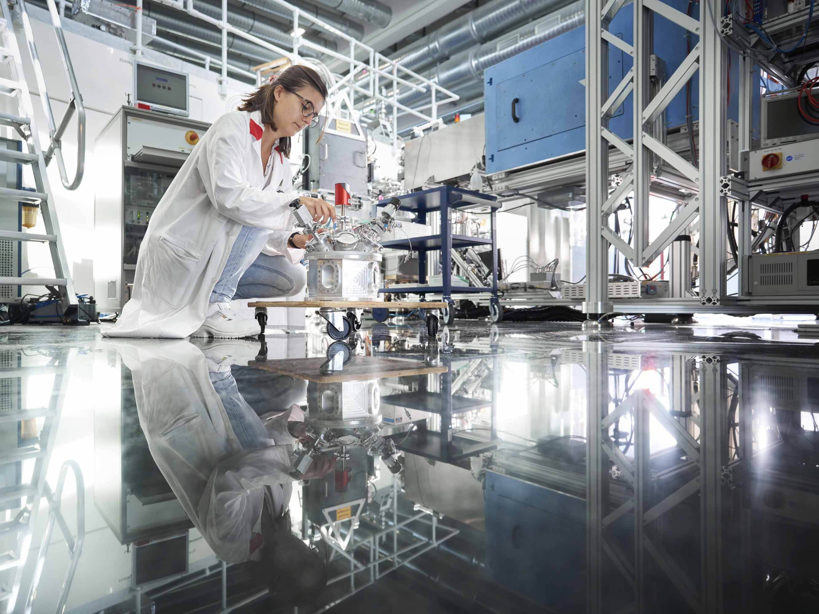 On the trail of hydrogen